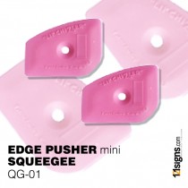 Edge Pusher Mini Squeegee - QG-01 Pink